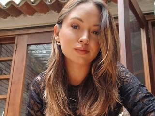 Ερωτική συνομιλία μέσω βίντεο Gitana1