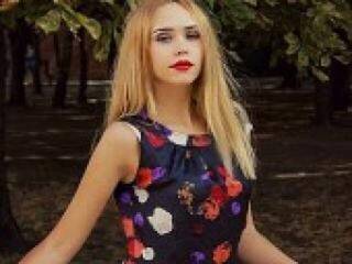 Ερωτική συνομιλία μέσω βίντεο giulina