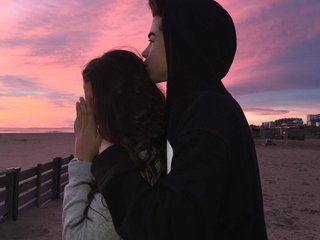 Ερωτική συνομιλία μέσω βίντεο GlaydIBoni