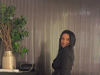 Ερωτική συνομιλία μέσω βίντεο GloriaMoon