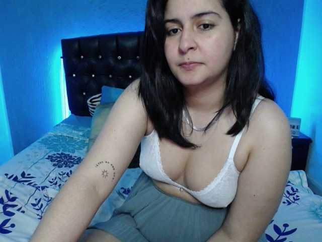 Φωτογραφίες goddesstepha1 Hi merry Christmas, enter if u wanna talk! Goal: GOAL: Sexy Dance #teen #lovense #boobs #cute #new -I dont do free shows xoxox