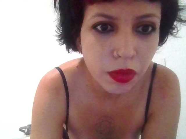 Εκπομπές οθόνης gothbabe999