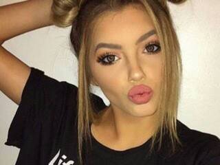 Ερωτική συνομιλία μέσω βίντεο LiLuGrey