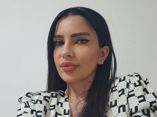 Ερωτική συνομιλία μέσω βίντεο Gyuliaa