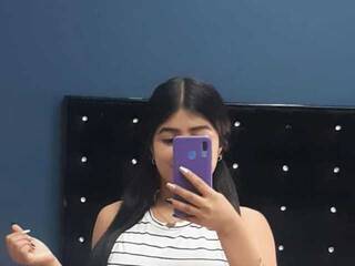 Ερωτική συνομιλία μέσω βίντεο HannaEvanss