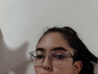 Ερωτική συνομιλία μέσω βίντεο HannaGrace