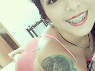 Ερωτική συνομιλία μέσω βίντεο HannahJhonson