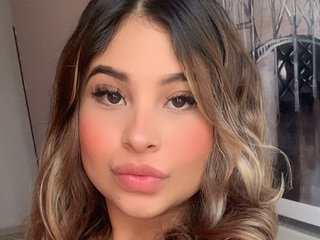 Ερωτική συνομιλία μέσω βίντεο Hannathompson