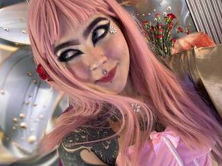 Ερωτική συνομιλία μέσω βίντεο hannybluee