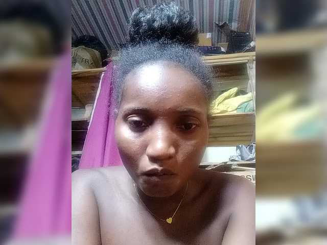 Εκπομπές οθόνης Happiness007