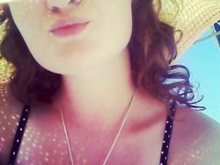 Ερωτική συνομιλία μέσω βίντεο helena88