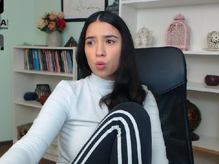 Φωτογραφίες Henriqua #lovenseon #maybe #squirt #lovense #lush #ohmibod #new #cute #teen #brunette #sensual #pussy