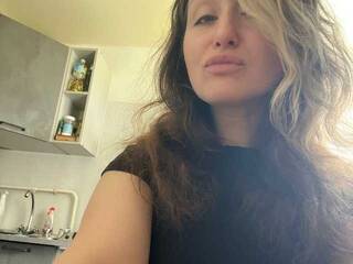 Ερωτική συνομιλία μέσω βίντεο Hitraya31