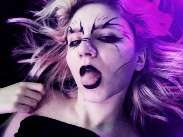 Φωτογραφία του προφίλ Holly_Steel