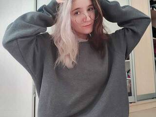 Ερωτική συνομιλία μέσω βίντεο HolySteel