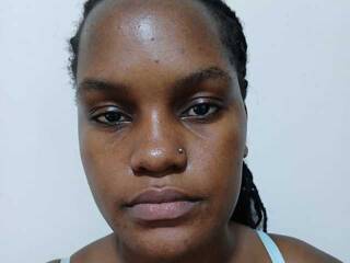 Ερωτική συνομιλία μέσω βίντεο honycute