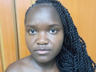 Ερωτική συνομιλία μέσω βίντεο Horny-Barbie