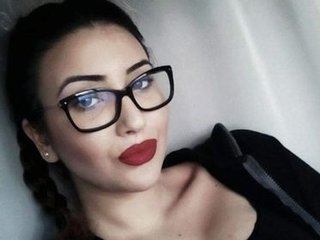 Ερωτική συνομιλία μέσω βίντεο hornygirl4you