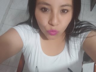 Ερωτική συνομιλία μέσω βίντεο Hot4mommy