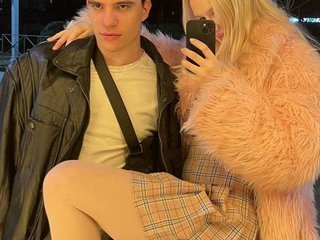 Ερωτική συνομιλία μέσω βίντεο HotAddiction