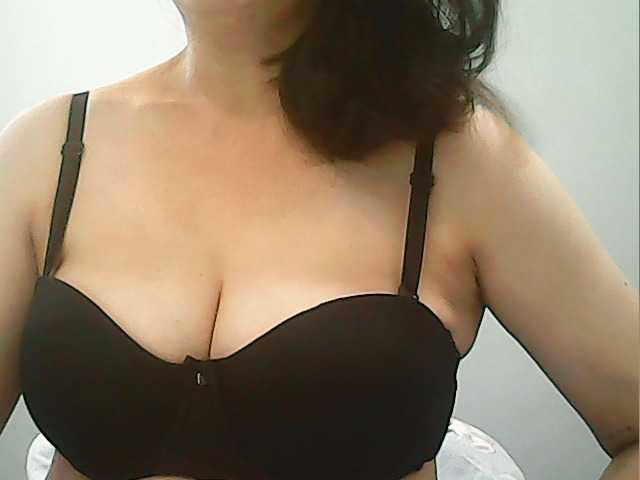 Εκπομπές οθόνης hotbabyasian