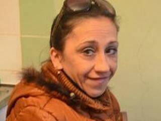 Ερωτική συνομιλία μέσω βίντεο hotbagira88