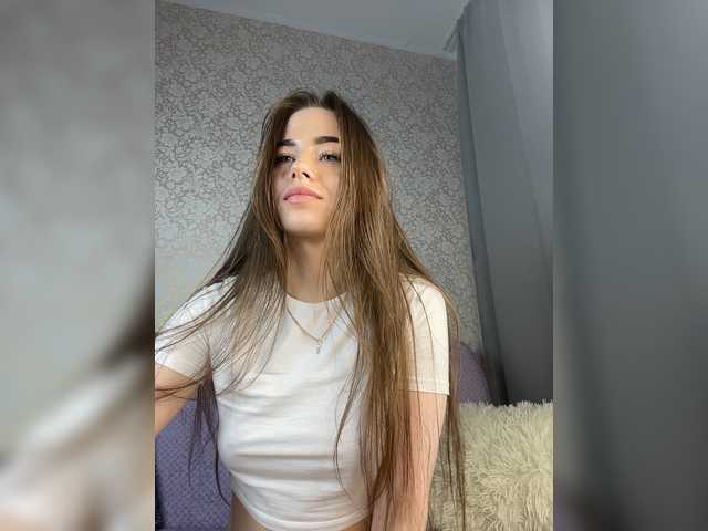 Εκπομπές οθόνης HotGirlEva