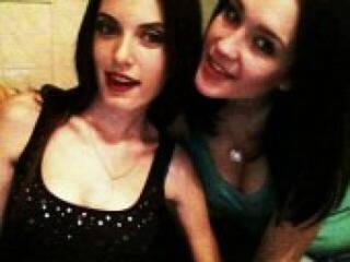 Ερωτική συνομιλία μέσω βίντεο hotgirls69