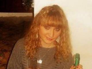 Ερωτική συνομιλία μέσω βίντεο hotjullia