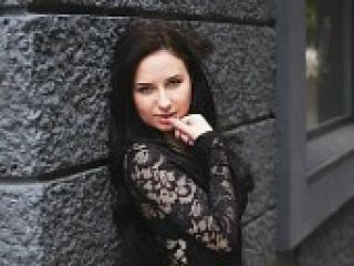 Ερωτική συνομιλία μέσω βίντεο hotlaura