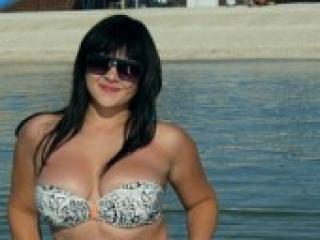 Ερωτική συνομιλία μέσω βίντεο hotlola24