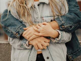 Ερωτική συνομιλία μέσω βίντεο LoveKH