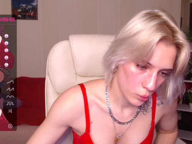 Εκπομπές οθόνης HottiDevil