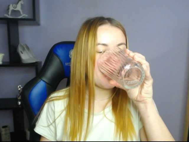 Εκπομπές οθόνης hottiexLayla