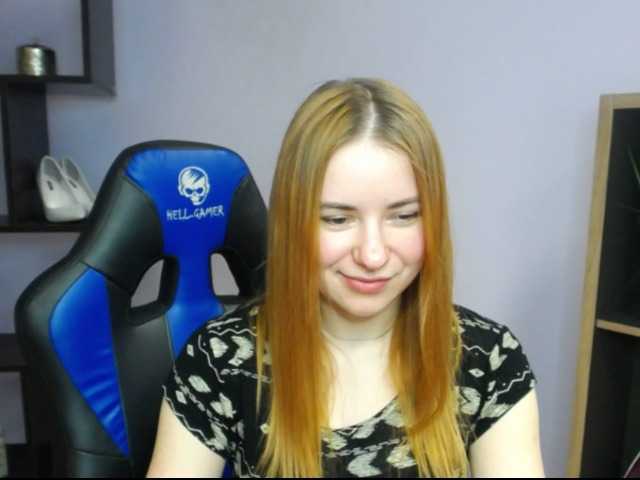 Εκπομπές οθόνης hottiexLayla