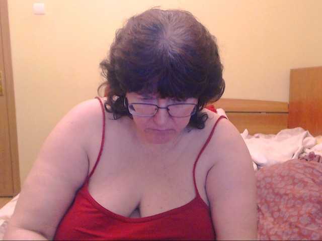 Εκπομπές οθόνης HugeTitsXXX