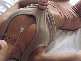 Ερωτική συνομιλία μέσω βίντεο I-Sofia-1999