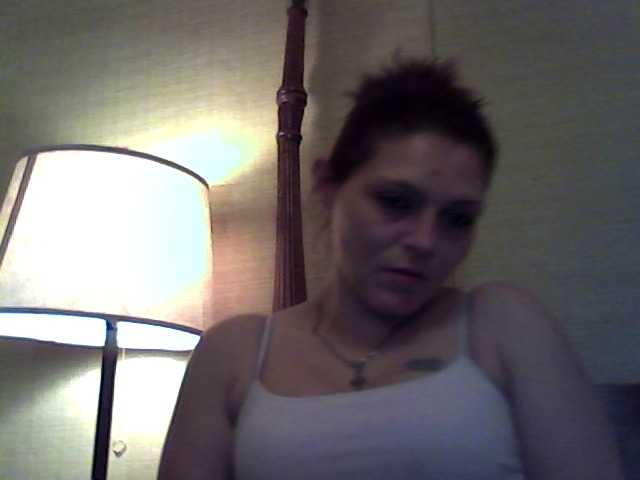 Εκπομπές οθόνης IBTHASHiiT