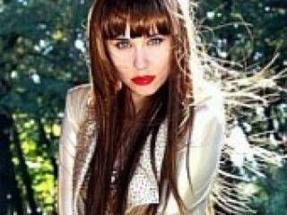 Ερωτική συνομιλία μέσω βίντεο ilonastall