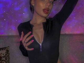 Ερωτική συνομιλία μέσω βίντεο ilsiyara