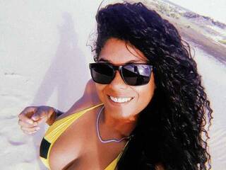 Ερωτική συνομιλία μέσω βίντεο BadGalShay