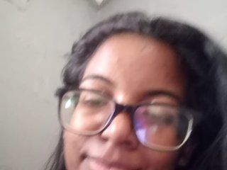 Ερωτική συνομιλία μέσω βίντεο IndianBeaut