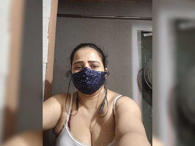 Εκπομπές οθόνης IndianEsha