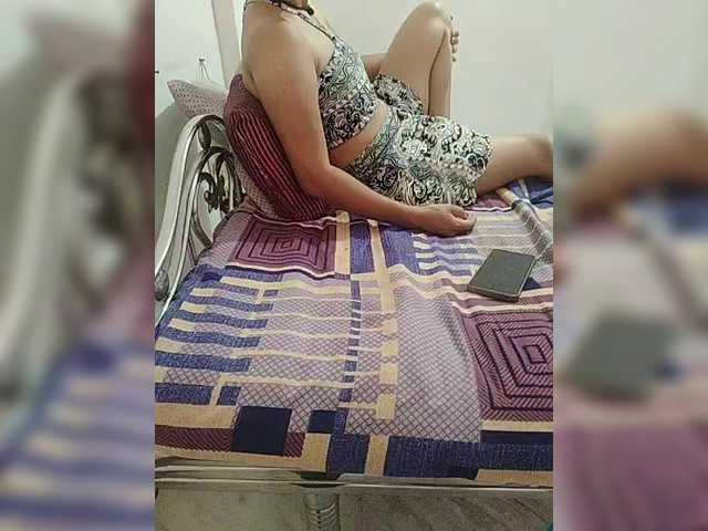 Εκπομπές οθόνης Indianwife