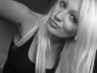 Ερωτική συνομιλία μέσω βίντεο indiranna