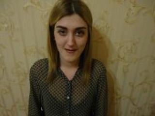 Ερωτική συνομιλία μέσω βίντεο ingabyty