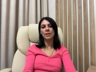 Ερωτική συνομιλία μέσω βίντεο InjaAtHome