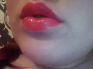 Ερωτική συνομιλία μέσω βίντεο InnocentEvil