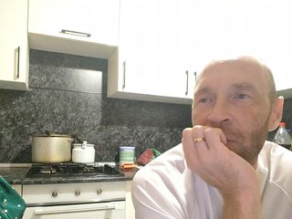 Ερωτική συνομιλία μέσω βίντεο Innokentiy449