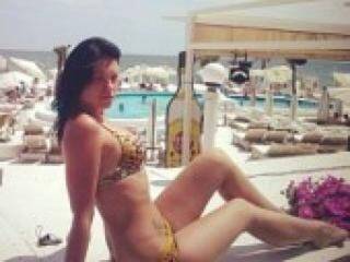 Ερωτική συνομιλία μέσω βίντεο innysi4ka